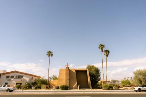 Desert Oasis Healthcare awarded as being the 'Best of the Desert' in groundbreaking patient care achievement