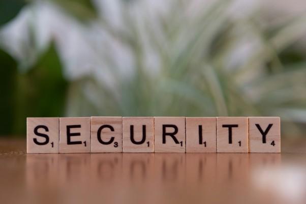 Report: Low pay and poor training put security guards and public at risk