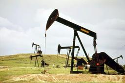 USA sanctions Iran maritime network to cripple oil trading