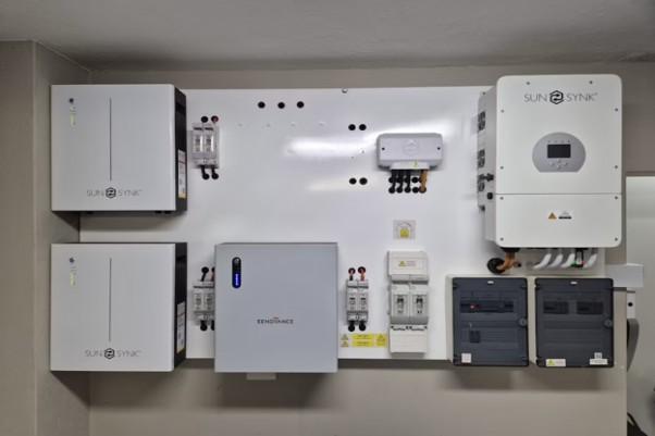 Residential Solar Is Slowing—But Home Batteries Are Breaking Records