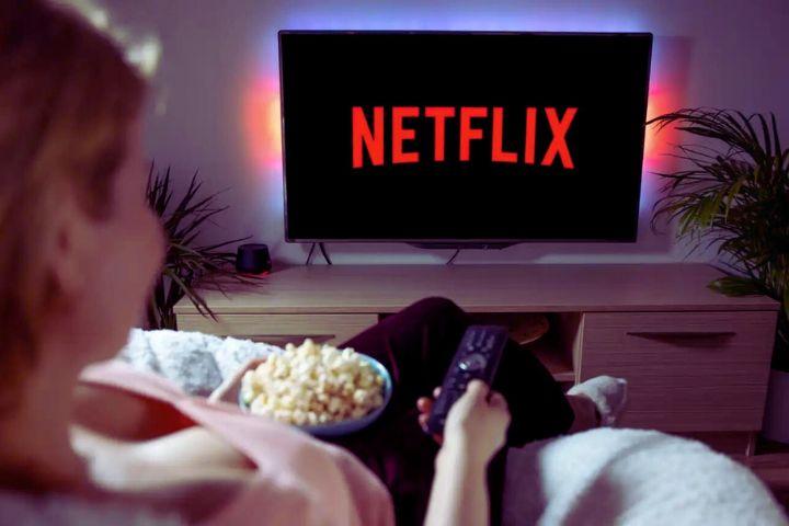 netflix-grows-advertising-sponsors-live-sports