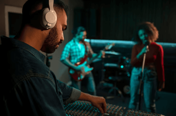 Bruce Springsteen: Deliver Me from Nowhere – A Cinematic Dive into Nebraska