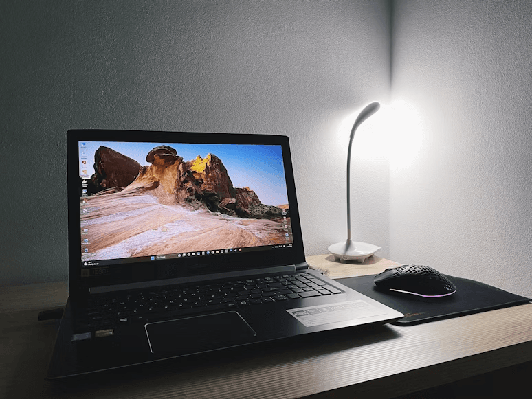 Acer Swift Air 16: A Featherweight Contender in the Ultrabook Arena